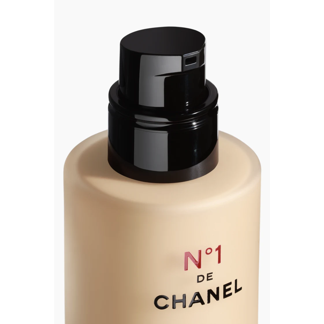CHANEL N°1 DE CHANEL Revitalizing Foundation 5