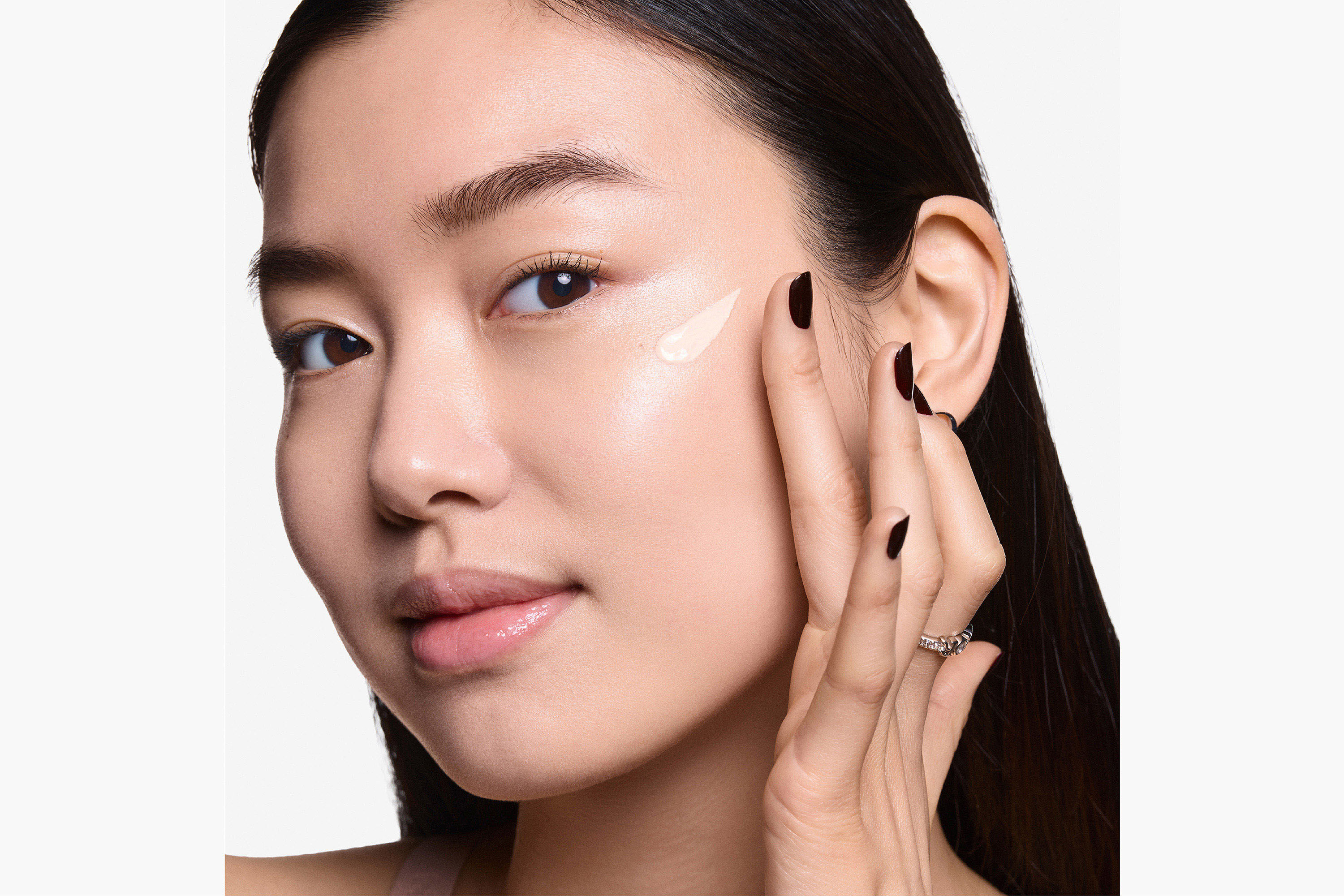 Dior Forever Skin Veil SPF50/PA+++ 4